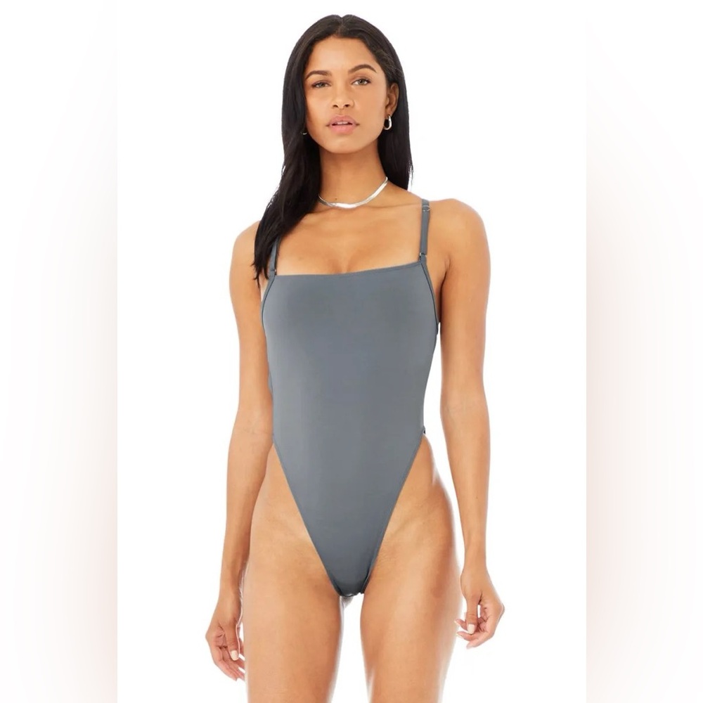 ALO Yoga Thrill Seeker Bodysuit SZ Medium Steel Blue